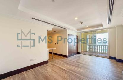 Apartment - Studio - 1 Bathroom for rent in Viva Central - Viva Bahriyah - The Pearl Island - Doha