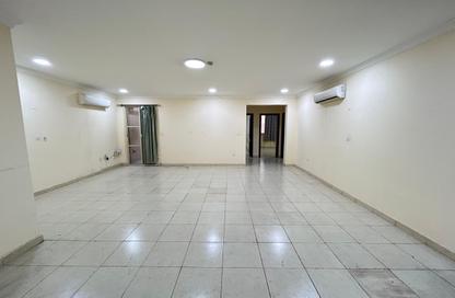 Apartment - 3 - 3 for rent in Al Nasr Street - Al Nasr - Doha