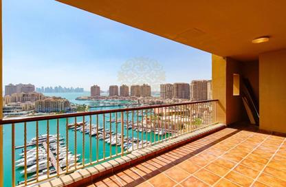 Apartment - 2 Bedrooms - 3 Bathrooms for sale in East Porto Drive - Porto Arabia - The Pearl Island - Doha Apartment - 2 Bedrooms - 3 Bathrooms for sale in East Porto Drive - Porto Arabia - The Pearl Island - Doha