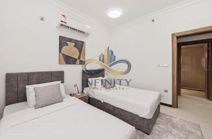 Apartment - 3 Bedrooms - 2 Bathrooms for rent in Al Sadd Road - Al Sadd - Doha Apartment - 3 Bedrooms - 2 Bathrooms for rent in Al Sadd Road - Al Sadd - Doha