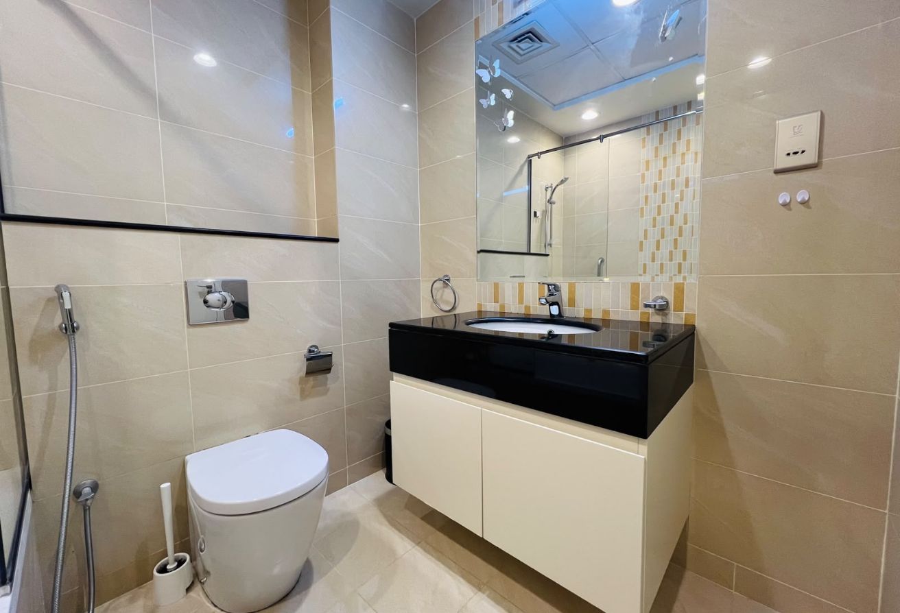Luxury 2BR | Lusail Marina | Bills Included thumbnail 15
