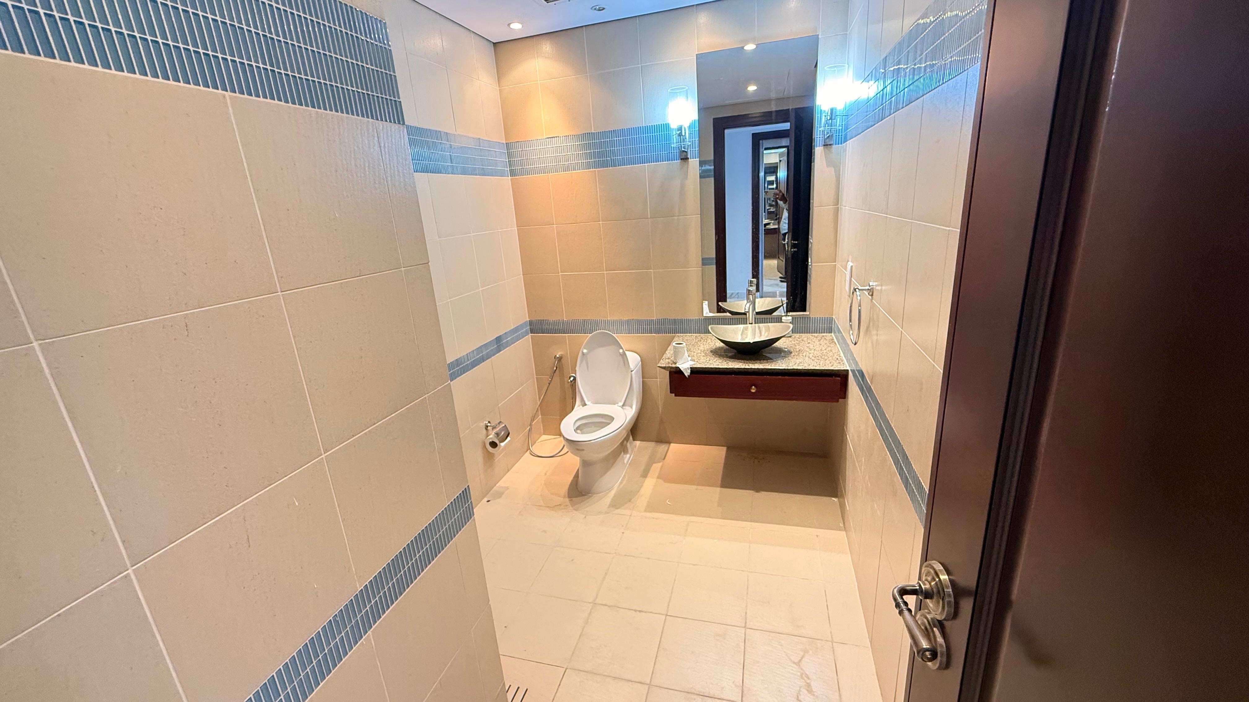 Luxury 4BHK+Maid Flat with Spacious Interior thumbnail 11