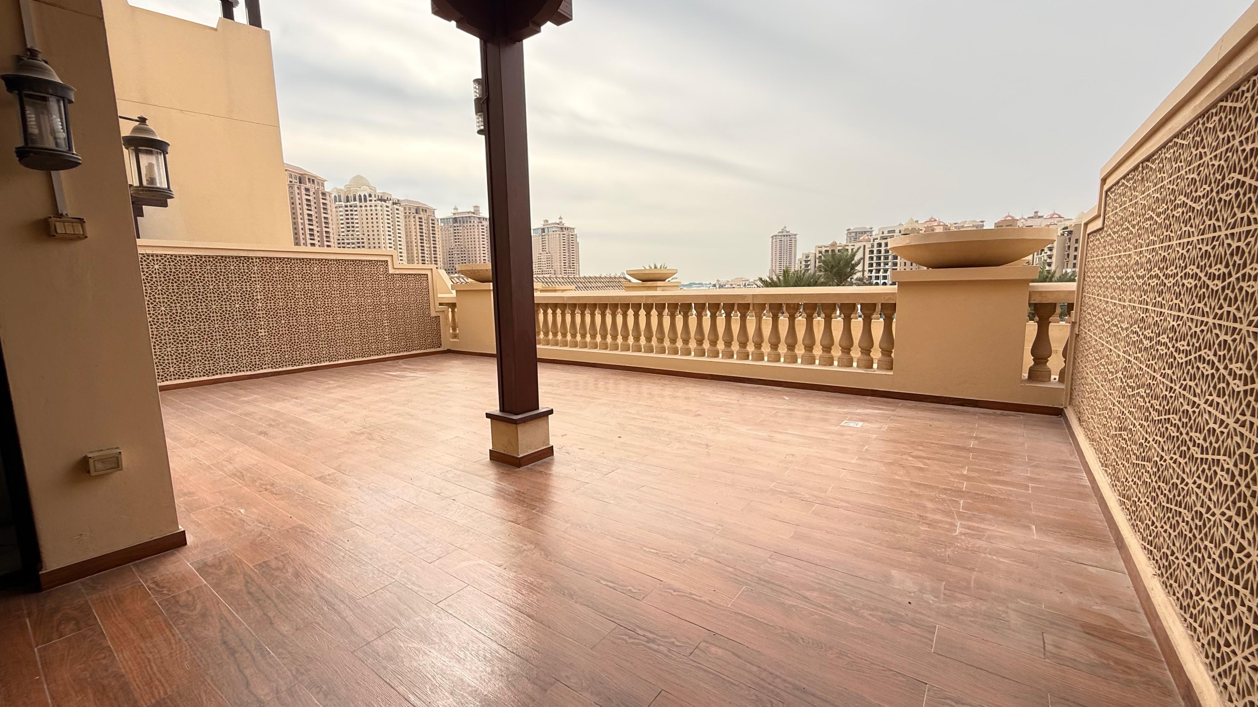 Luxury 4BHK+Maid Flat with Spacious Interior thumbnail 13