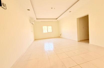 Apartment - 3 Bedrooms - 3 Bathrooms for rent in Fereej Kulaib - Doha