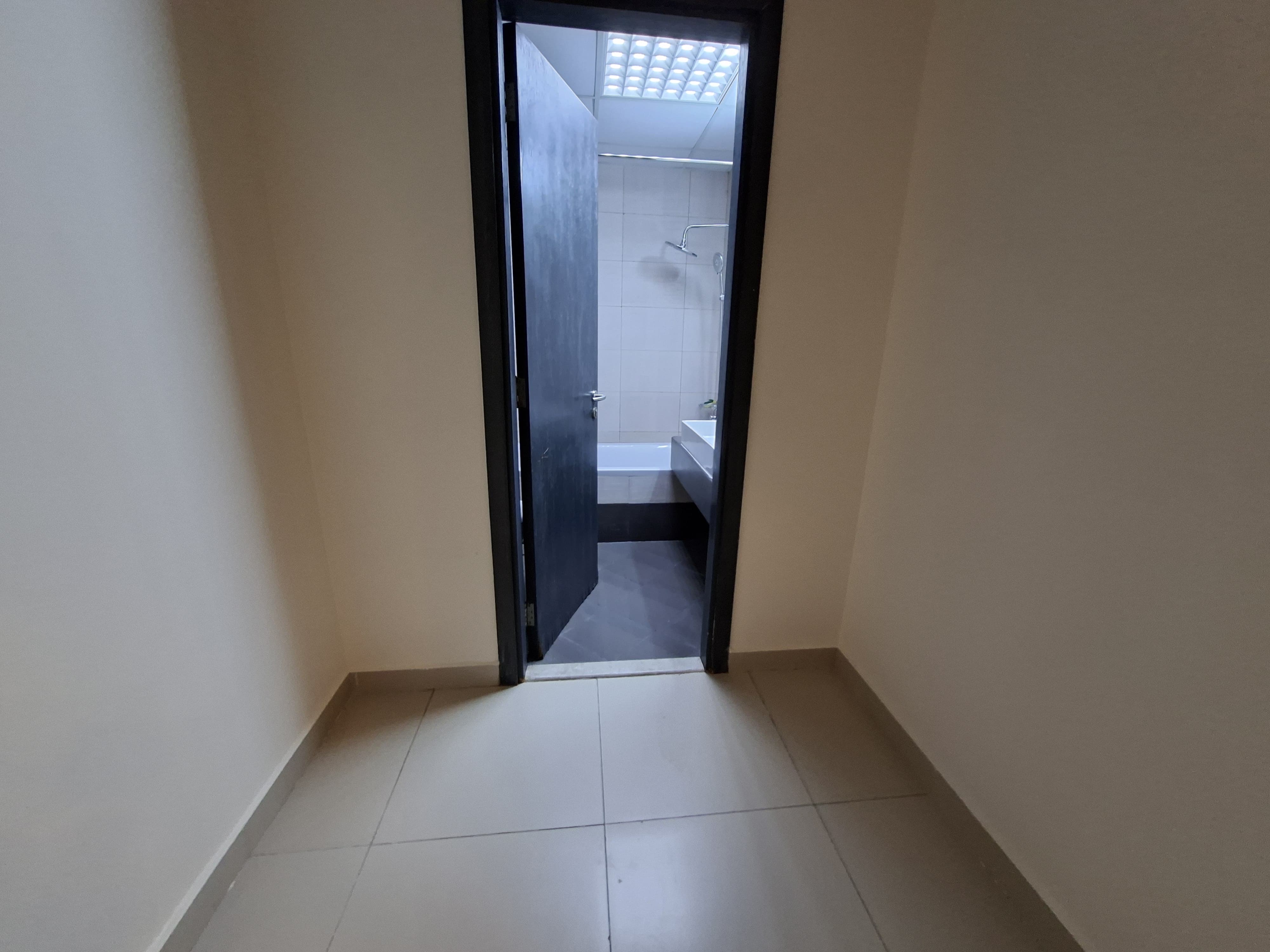 2BHK SEMI FURNISHED |WITH BALCONY |LUSAIL thumbnail 7