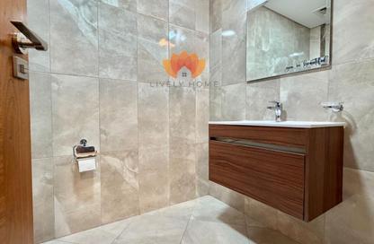 Apartment - 2 Bedrooms - 3 Bathrooms for rent in Rivan Building - Al Erkyah City - Lusail