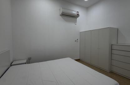 Apartment - 1 - 1 for rent in Umm Al Seneem Street - Ain Khaled - Doha