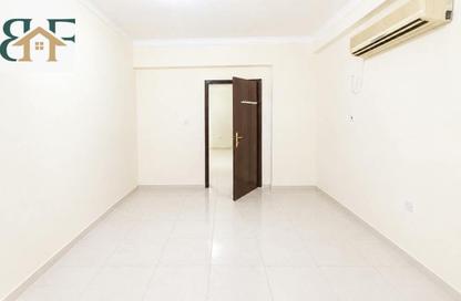 Apartment - 2 - 2 for rent in Umm Ghwailina Comm - Umm Ghuwalina - Umm Ghuwailina - Doha