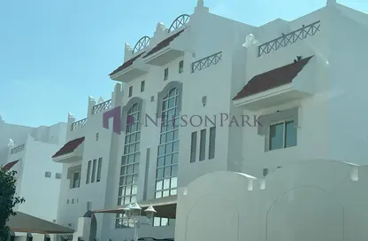 فيلا - 4 غرف نوم - 4 حمامات للايجار في فلل عين خالد - عين خالد - الدوحة