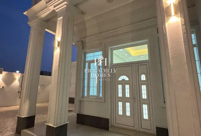 62748004 - Property Image 2