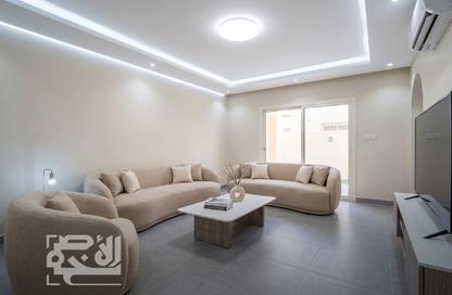 Apartment - 3 Bedrooms - 3 Bathrooms for rent in Fereej Bin Mahmoud North - Fereej Bin Mahmoud - Doha