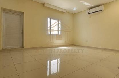 Apartment - Studio - 1 Bathroom for rent in Madinat Khalifa Building 58 - Madinat Khalifa South - Madinat Khalifa - Doha