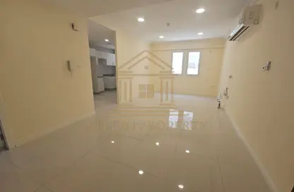 Apartment - 3 Bedrooms - 3 Bathrooms for rent in Old Airport Residential Apartments - Old Airport Road - Doha
