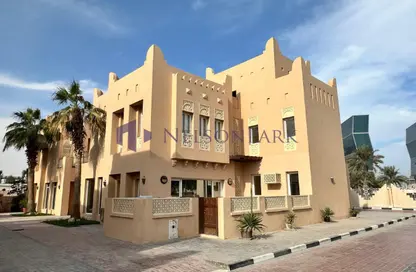 Villa - 4 Bedrooms - 6 Bathrooms for rent in East Gate - West Bay Lagoon - Doha