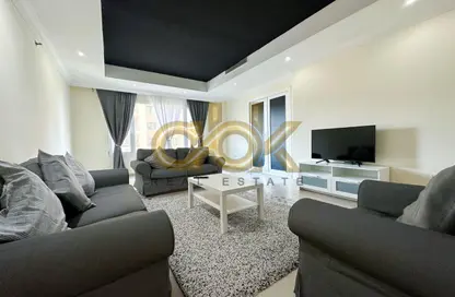 شقة - 2 غرف نوم - 3 حمامات للايجار في طريق بورتو الشرقي - بورتو أرابيا - جزيرة اللؤلؤة - الدوحة