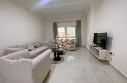 Apartment - 1 Bedroom - 2 Bathrooms for rent in Al Sadd Road - Al Sadd - Doha