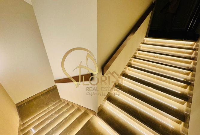 53814027 - Property Image 3