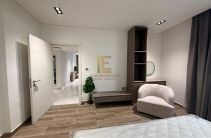 Apartment - 1 Bedroom - 2 Bathrooms for rent in Boulevard View - Yasmeen City - Lusail