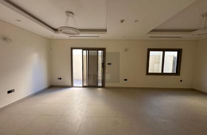 Compound - 3 Bedrooms - 4 Bathrooms for rent in Al Messila - Al Messila - Doha