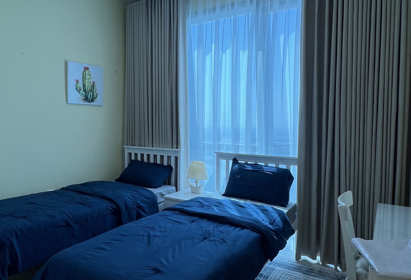 AMAZING 2BHK +MAID FULLY FURNISHED WITH SEA MARINA thumbnail 5