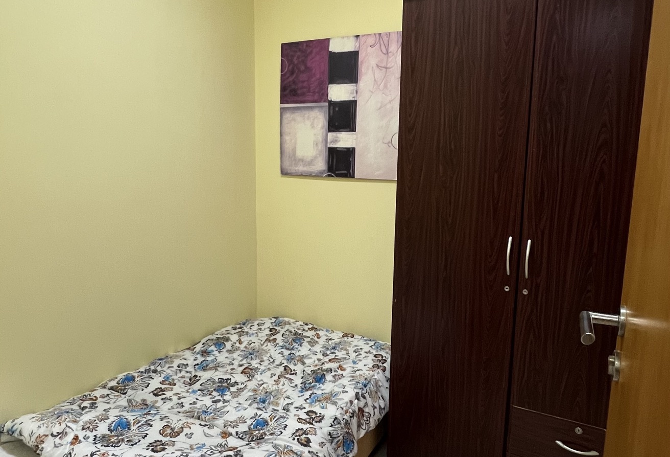 AMAZING 2BHK +MAID FULLY FURNISHED WITH SEA MARINA thumbnail 7