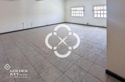 فيلا - استوديو - 8 حمامات للايجار في D-Rind Office Building - الطريق الدائري الرابع - الطريق الدائري الرابع - الدوحة