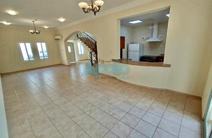 Villa - 4 Bedrooms - 5 Bathrooms for rent in Al Maamoura - Al Maamoura - Doha