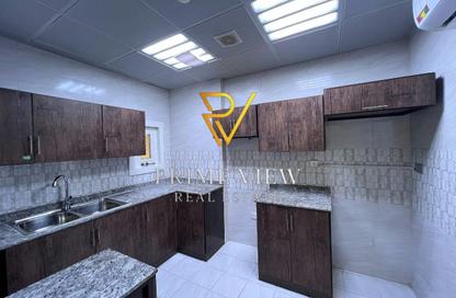 Apartment - 3 Bedrooms - 2 Bathrooms for rent in Anas Street - Fereej Bin Mahmoud North - Fereej Bin Mahmoud - Doha