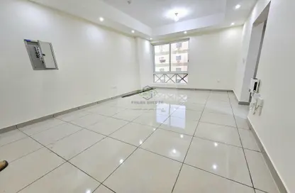 Apartment - 2 Bedrooms - 2 Bathrooms for rent in Al Mansoura - Al Mansoura - Doha