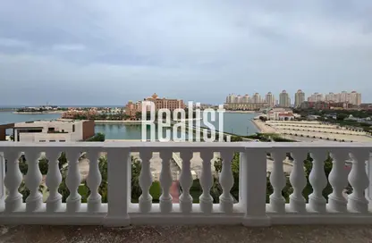 Apartment - 1 Bedroom - 2 Bathrooms for rent in Chateau - Qanat Quartier - The Pearl Island - Doha