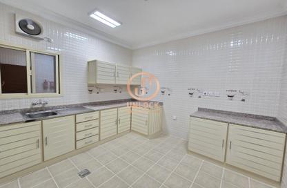 Apartment - 2 Bedrooms - 3 Bathrooms for rent in Al Mansoura - Al Mansoura - Doha