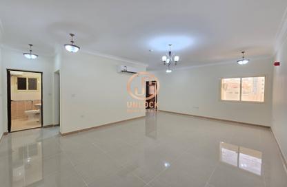 Apartment - 2 Bedrooms - 3 Bathrooms for rent in Al Mansoura - Al Mansoura - Doha