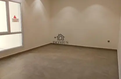 Apartment - 2 Bedrooms - 2 Bathrooms for rent in Al Nasr Street - Al Nasr - Doha