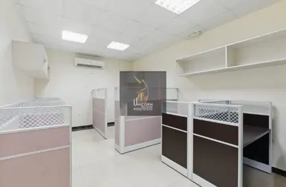 Office Space - 1 Bedroom - 2 Bathrooms for rent in Salwa Commercial Building - Salwa Road - Doha