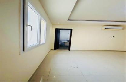Apartment - 3 Bedrooms - 3 Bathrooms for rent in Salwa Road - Doha