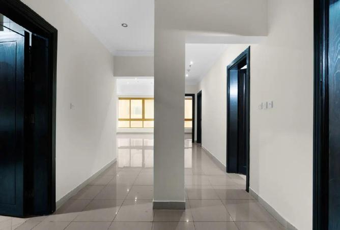 1022922 - Property Image 2