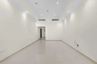 Apartment - 2 Bedrooms - 2 Bathrooms for rent in Al Sadd Road - Al Sadd - Doha
