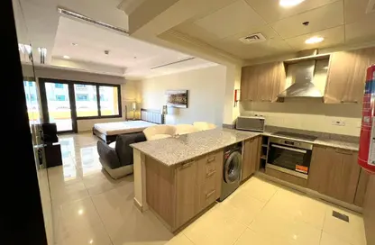 Apartment - Studio - 1 Bathroom for rent in Tower 15 - Porto Arabia - The Pearl Island - Doha