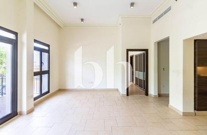 Apartment - 1 Bedroom - 2 Bathrooms for rent in Carnaval - Qanat Quartier - The Pearl Island - Doha