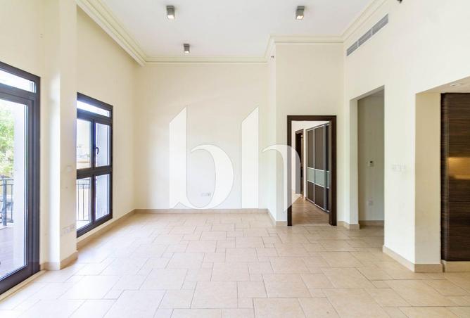 60110770 - Property Image 3