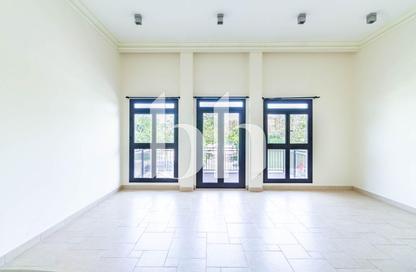 Apartment - 1 Bedroom - 2 Bathrooms for rent in Carnaval - Qanat Quartier - The Pearl Island - Doha Apartment - 1 Bedroom - 2 Bathrooms for rent in Carnaval - Qanat Quartier - The Pearl Island - Doha
