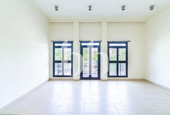 60110770 - Property Image 2