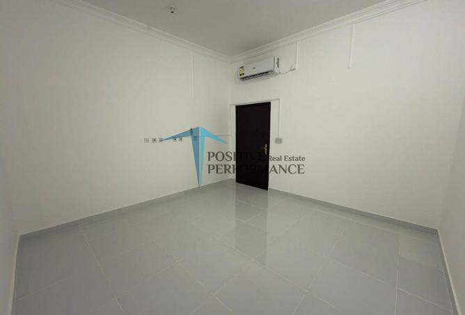 54148225 - Property Image 2