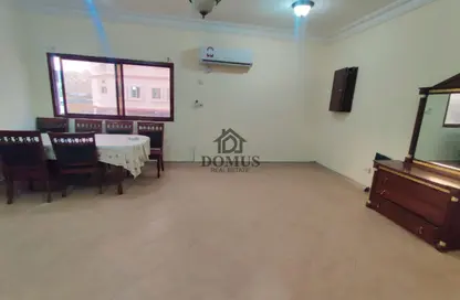 Apartment - 2 Bedrooms - 2 Bathrooms for rent in Anas Street - Fereej Bin Mahmoud North - Fereej Bin Mahmoud - Doha