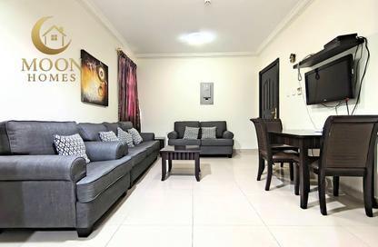 Apartment - 1 Bedroom - 2 Bathrooms for rent in Umm Ghuwalina - Umm Ghuwailina - Doha