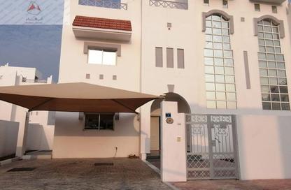 Villa - 4 Bedrooms - 3 Bathrooms for rent in Umm Al Seneem Street - Ain Khaled - Doha