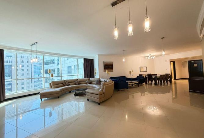 1027203 - Property Image 2