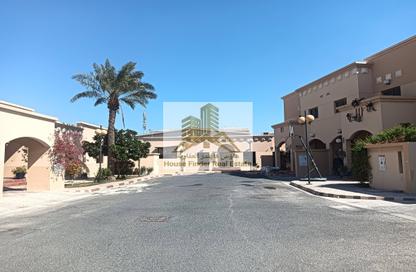 مجمع سكني - 3 غرف نوم - 3 حمامات للايجار في الوعب - الدوحة