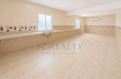 Labor Camp - Studio - 6 Bathrooms for rent in Star Villas - Muaither South - Muaither Area - Doha