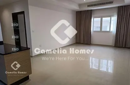 شقة - 2 غرف نوم - 2 حمامات للايجار في شارع النصر - النصر - الدوحة